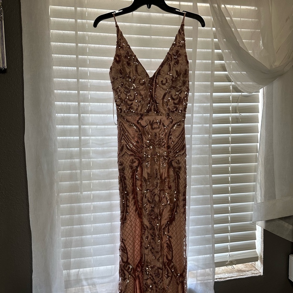 Elegant Sequin Embellished Dress
